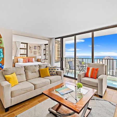 Waikiki Banyan 1Br With Great Ocean Views, Steps To Beach & Parking! Гонолулу Экстерьер фото