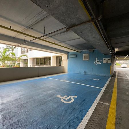 Waikiki Banyan 1Br With Great Ocean Views, Steps To Beach & Parking! Гонолулу Экстерьер фото