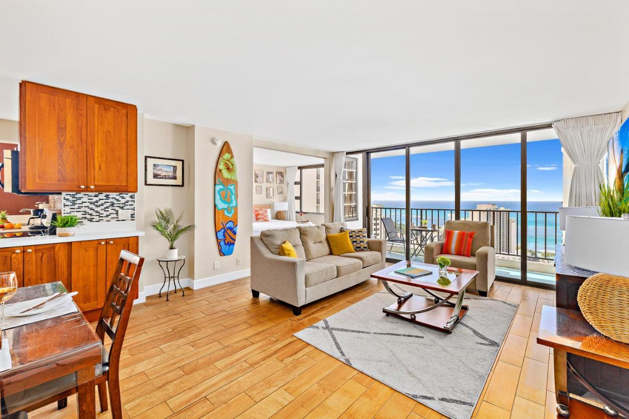 Waikiki Banyan 1Br With Great Ocean Views, Steps To Beach & Parking! Гонолулу Экстерьер фото