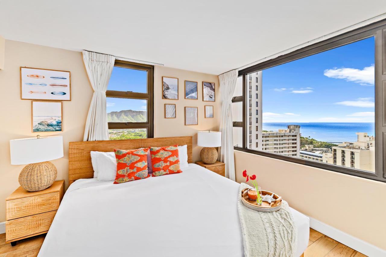 Waikiki Banyan 1Br With Great Ocean Views, Steps To Beach & Parking! Гонолулу Экстерьер фото