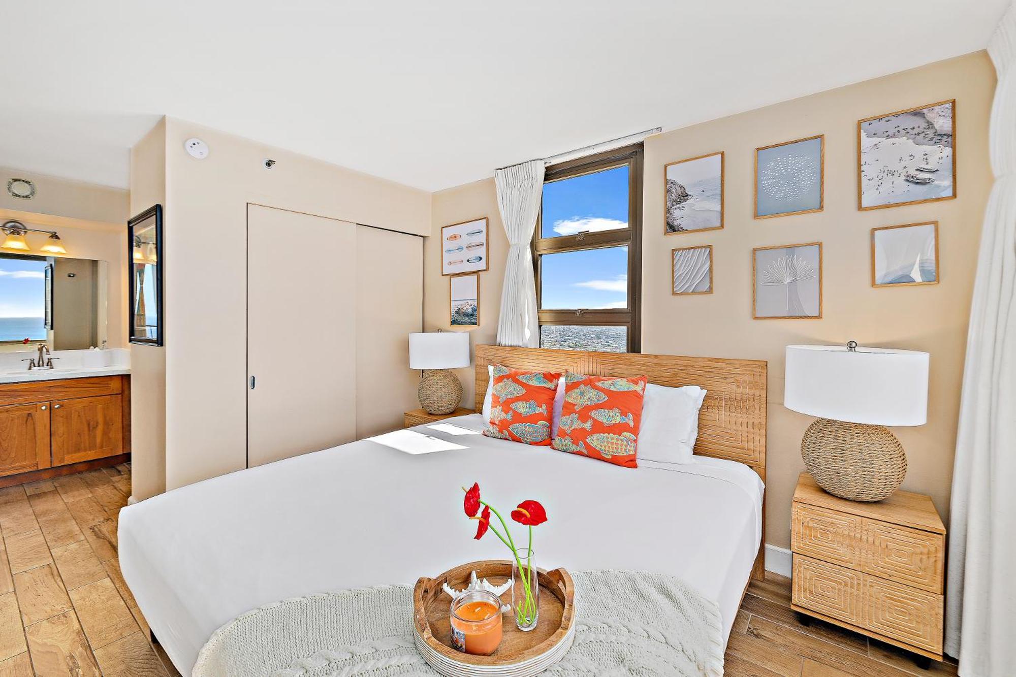 Waikiki Banyan 1Br With Great Ocean Views, Steps To Beach & Parking! Гонолулу Экстерьер фото