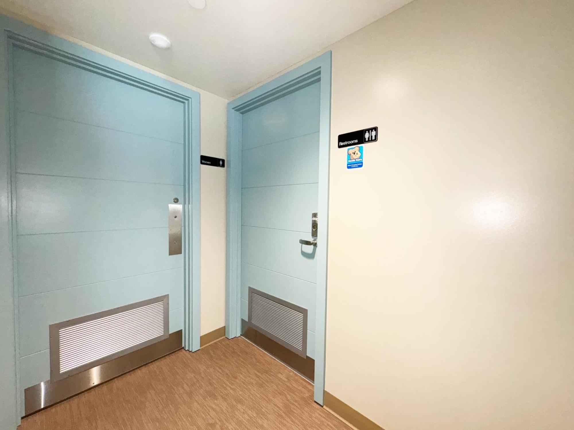 Waikiki Banyan 1Br With Great Ocean Views, Steps To Beach & Parking! Гонолулу Экстерьер фото